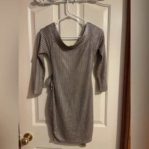 Silver mini dress - Picture 3 of 3